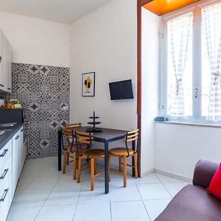 نابولي Rione Emanuele III - 4 Bedroom Apartment المظهر الخارجي الصورة