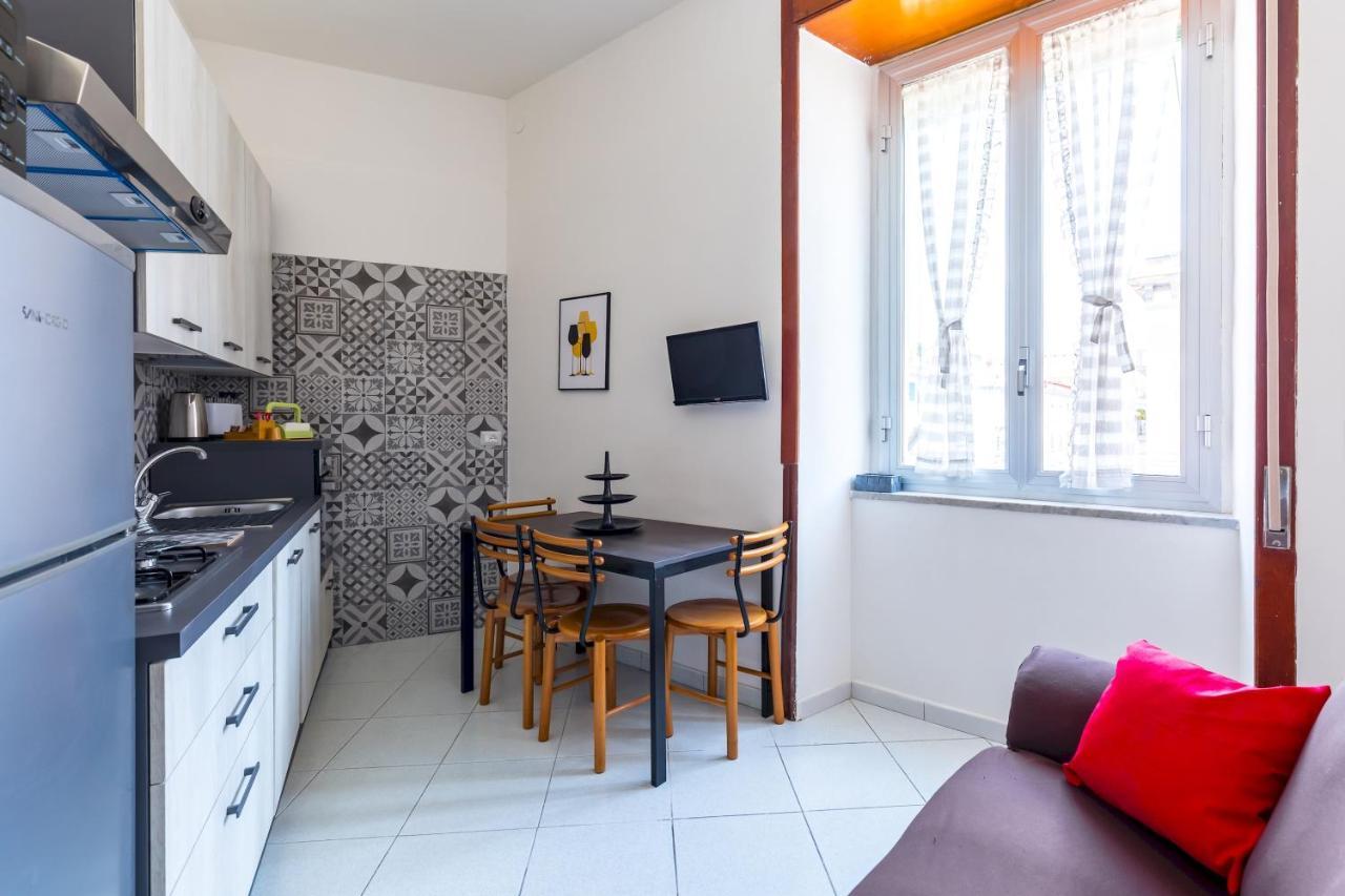 نابولي Rione Emanuele III - 4 Bedroom Apartment المظهر الخارجي الصورة