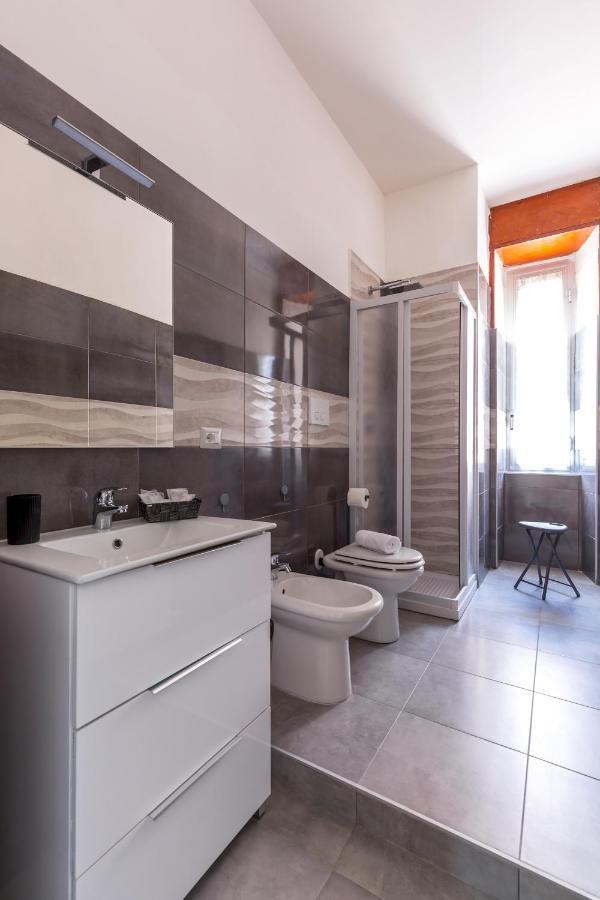 نابولي Rione Emanuele III - 4 Bedroom Apartment المظهر الخارجي الصورة